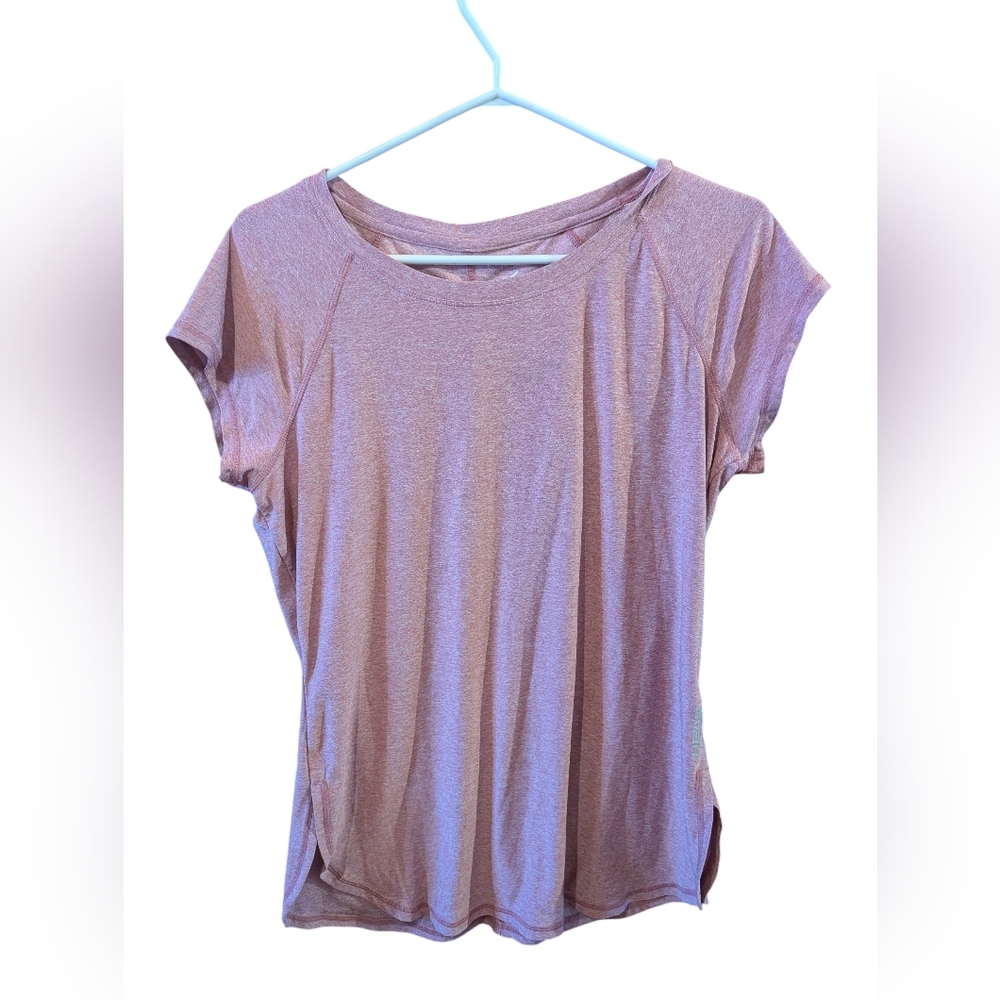 2/22$ Women's Pink Sport Top